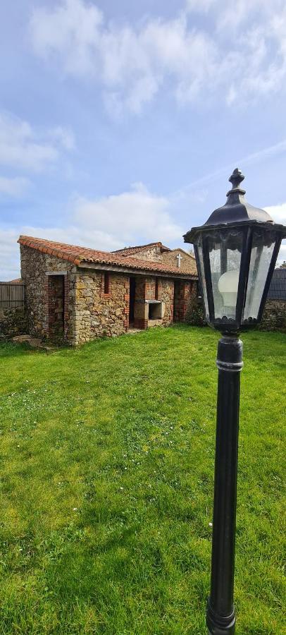 L'Ange Gite De Groupe Proche Du Puy Du Fou Sevremont Exteriér fotografie